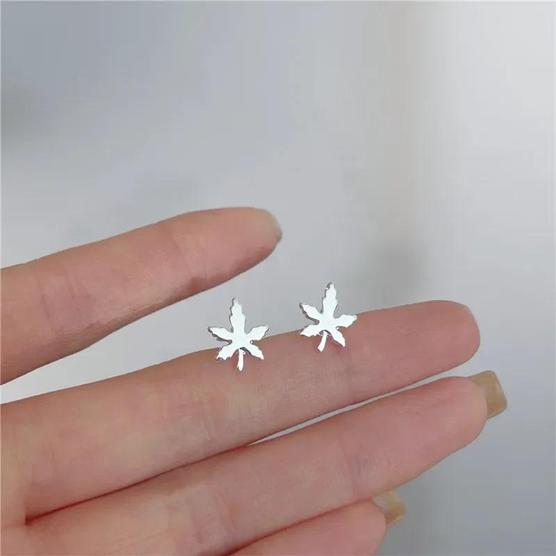 New Minimalism Earring 925 Silver Needle Allergic Protection Mini Small Heart Stud Earrings for Women Girls Jewellery