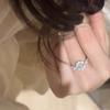 Elegant Oval Zircon Starburst Metal Ring For Women With Unique Vintage Design