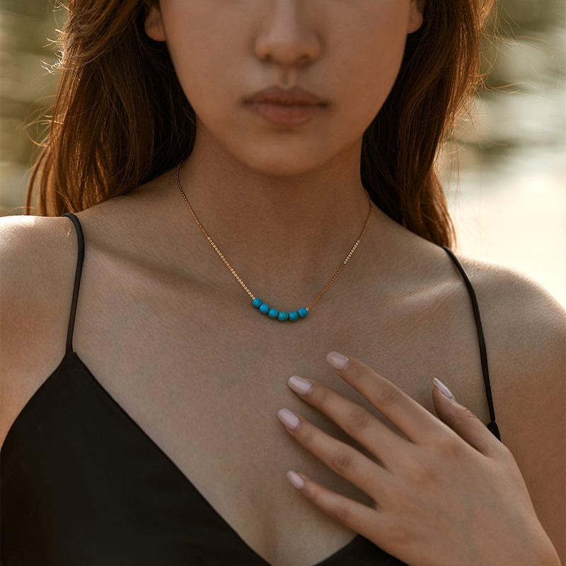 Handmade Turquoise Beaded Clavicle Necklace 18k Gold Plated Niche Jewelry For Women