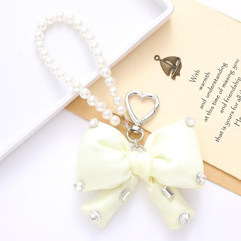 Stock Chic Pearl Beaded Keychain Pendant with a High-end Feel,sparkling Rhinestonesfabric Bow Decorationand Mobile Phone Strap