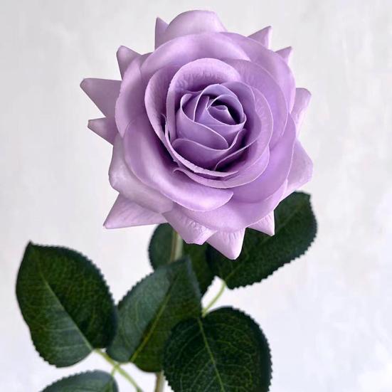 Užitečné umělé květiny Vibrace proti vyblednutí Skutečně vypadající