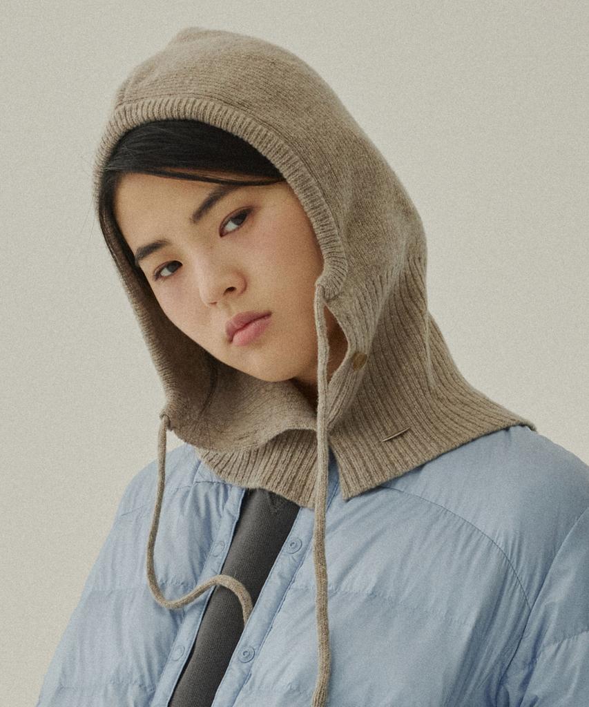 COVERNAT WOMAN Cloverheart Balaclava Beige