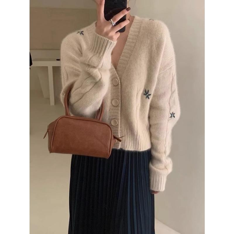 

Осень и зима новый универсальный вязаный свитер-жакет с вышивкой молочный фуфу мягкий восковой ленивый ветер вязаный кардиган свитер женский хаки