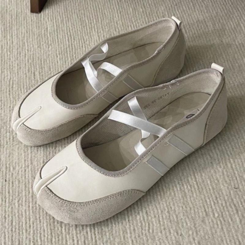 Fashion Elegant Cross Strap Split Toe Flat Shoes 2025 Mary Jane Casual Soft Outside Low Heels Shoes Walking Slip On Loafers Lady Flats