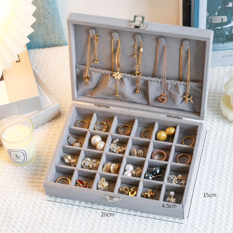 Schmuckorganizer aus Veloursstoff mit hoher Kapazität – Staubdichte & Elegante Aufbewahrung für Ohrringe, Ringe und Halsketten