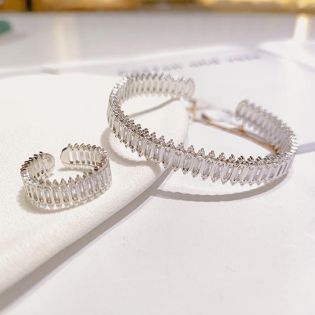 Charm 2 Pieces Women 'S Bracelet And Ring Set Simple Open Design Zircon Elegant Accessories Popular Gala Gifts For Mom /Girl