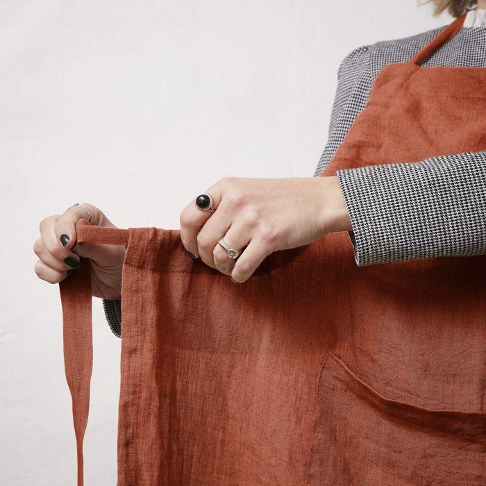 Tablier - SOLINE - Lin lavé - Ajustable - Poche pratique - Paprika