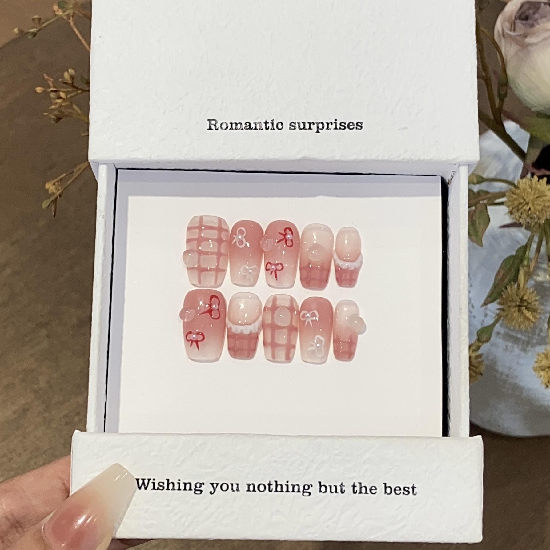 

Акварельный бант с градиентом в виде французской кремовой клетки с нашивкой в виде сердца, доспехи L