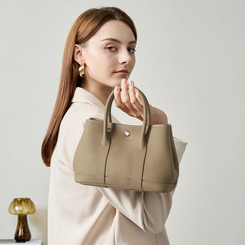Bolsa Transversal Feminina de Couro Genuíno com um Nicho e Sensação de Alta Qualidade, Pequena Bolsa de Mão para Carregar, Bolsa de Jardim