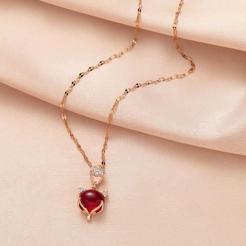 

Женское невыцветающее ожерелье из титановой стали с подвеской Pixiu & Fox — легкое, роскошное, модное, универсальное.