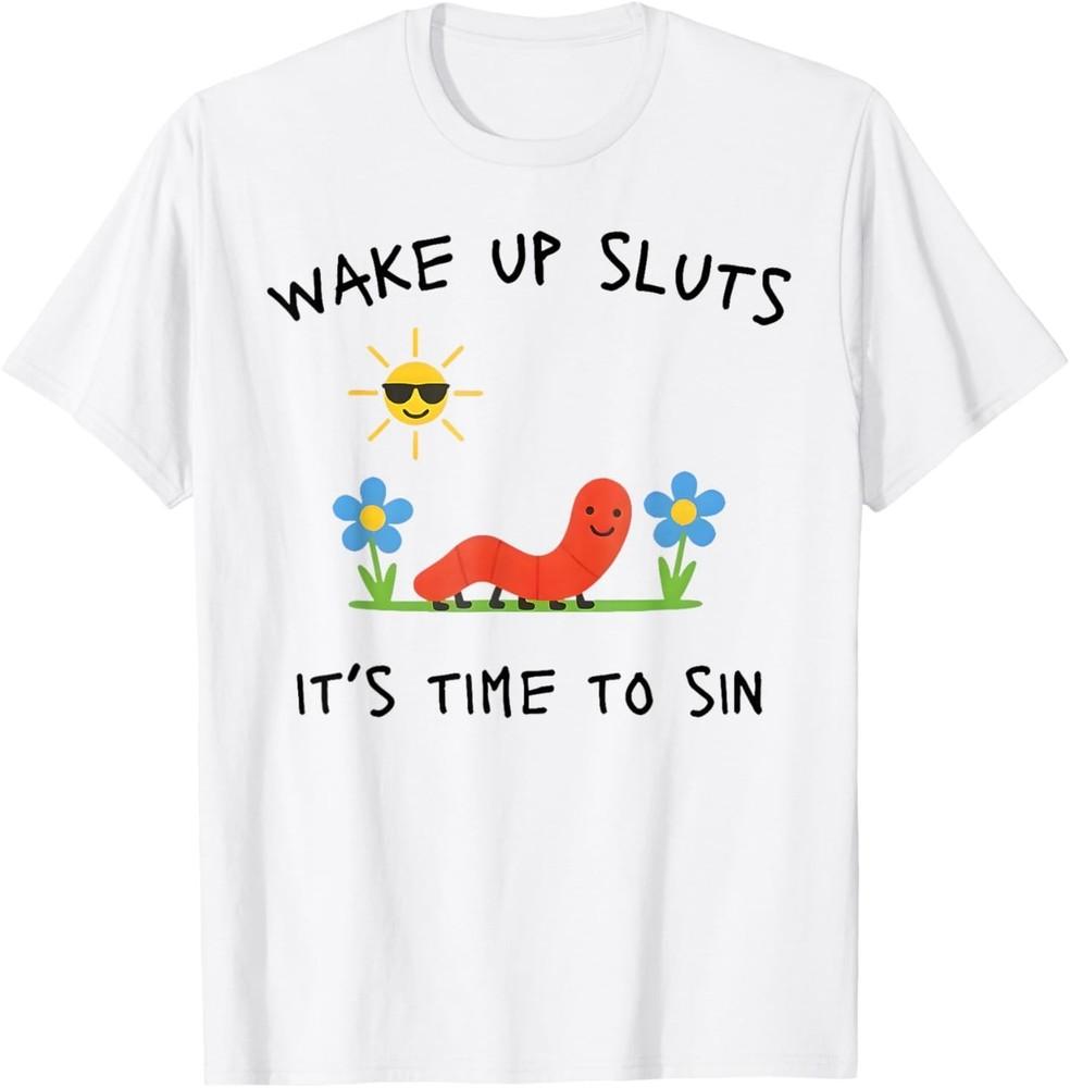 

Прокидайтеся, повії, час грішити Смішна тваринна мем-футболка L