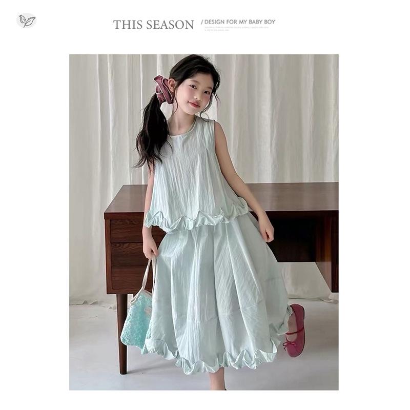 Girls' Summer Fresh Style 2026: Sleeveless Ruffle Top & Bud Skirt Two-Piece Set for Kids