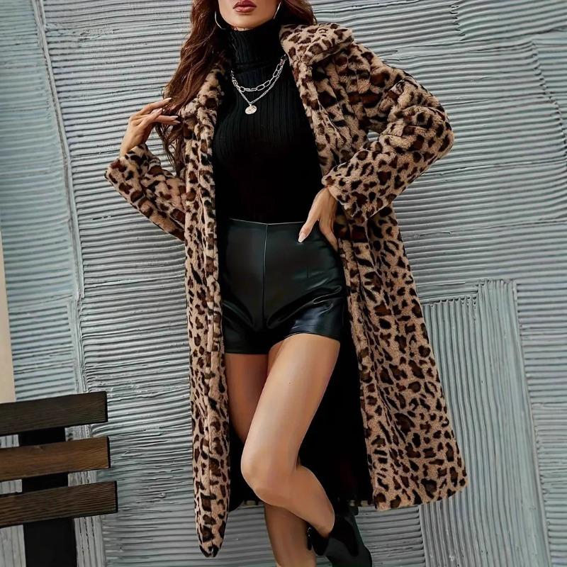 Women`s elegant fashion loose casual long