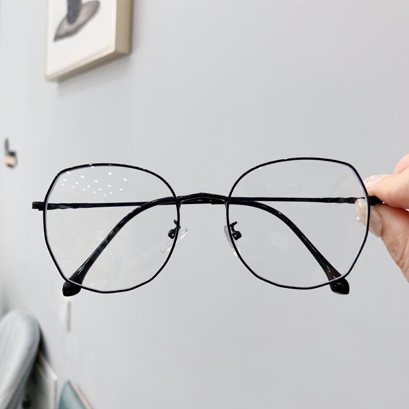 Fashion Trendy Glasses for Women Vintage Retro Square Shape Glasses Frames Women Blue Light Blocking Women s Eyeglasses Frame