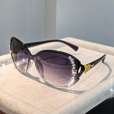 New Style Elliptic Sunglasses Woman Brand Designer Retro Style Sun Glasses Female Eyewear Fashion Style Driving Use Shades UV400 Protection Eyeglasses