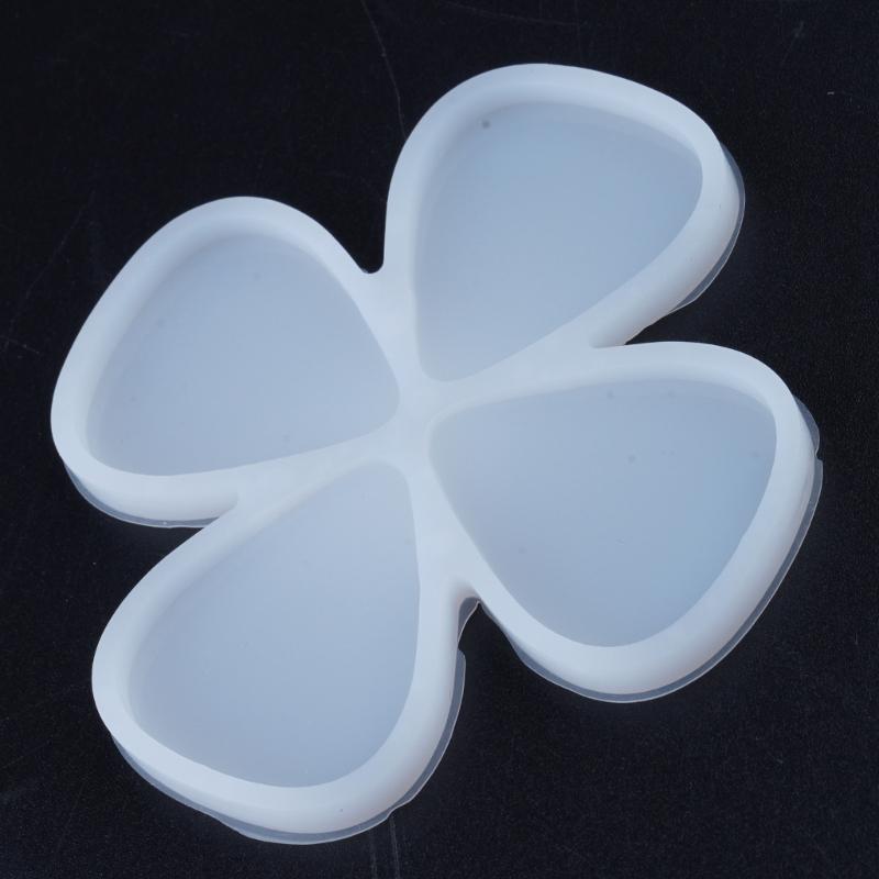 4 Hole Universal Guitar Picks Resin Mold Guitar Plectrums Silicone Mould DIY Reusable Picks UV Epoxy Casting Mold