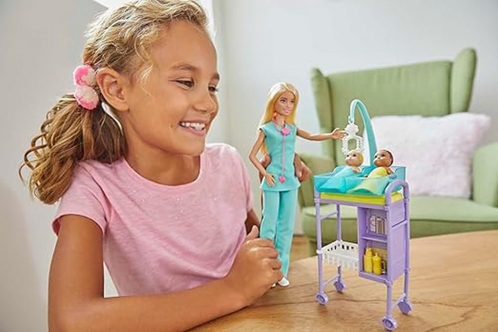 barbie Work and Baby Teacher Set and Accessory 3 and GKH23 Play! [Dress-up Doll] [Doll Set] [Ages Up]
