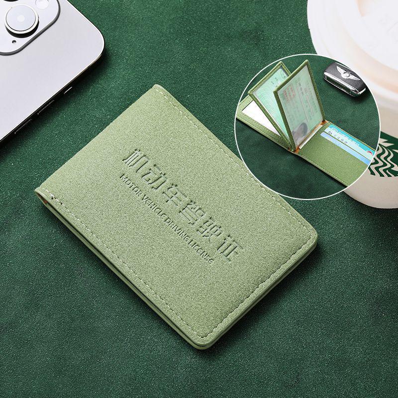 

Sleek Dual-Purpose Leather Driver’s License Holder & Card Case for All Genders 2-fold - 2 document slots