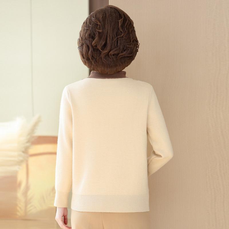 Mom Autumn and Winter Vacation Two-piece Sweater Integrated Fleece Knitted Bottoming Shirt New Women's Clothing Fleece Thickened Top