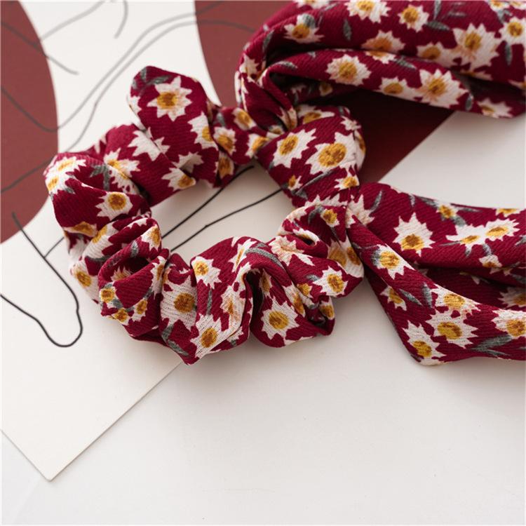 Classic Polka Dot Scrunchies Large Hair Tie for Women Aesthetic Vintage Style Ponytail Holder