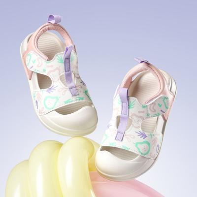 New Girls' Sandals with Soft Soles Girl Beach Shoe Anti Slip Boy Sandals Fashion Child Sandals Versatile Girl Shoe Kids Shoes