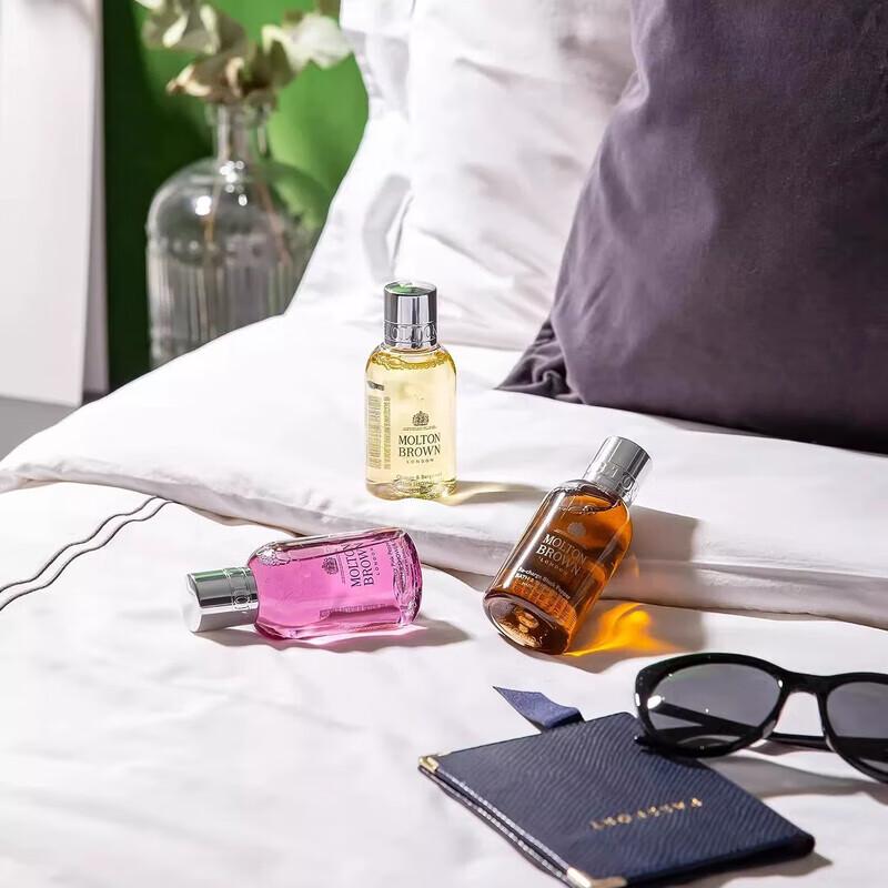 Molton Brown Fiery Pink Pepper Żel do Kąpieli i Pod Prysznic