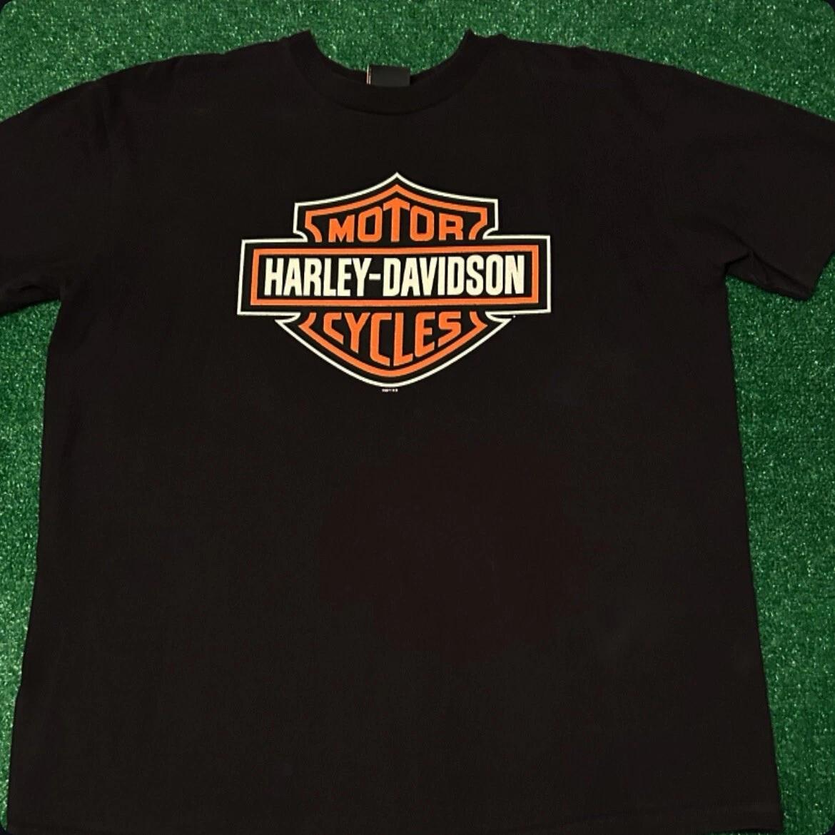 

Vintage Y2K Harley Davidson Tribal Flames Logo Biker Iowa VTG 2011 Shirt XL M