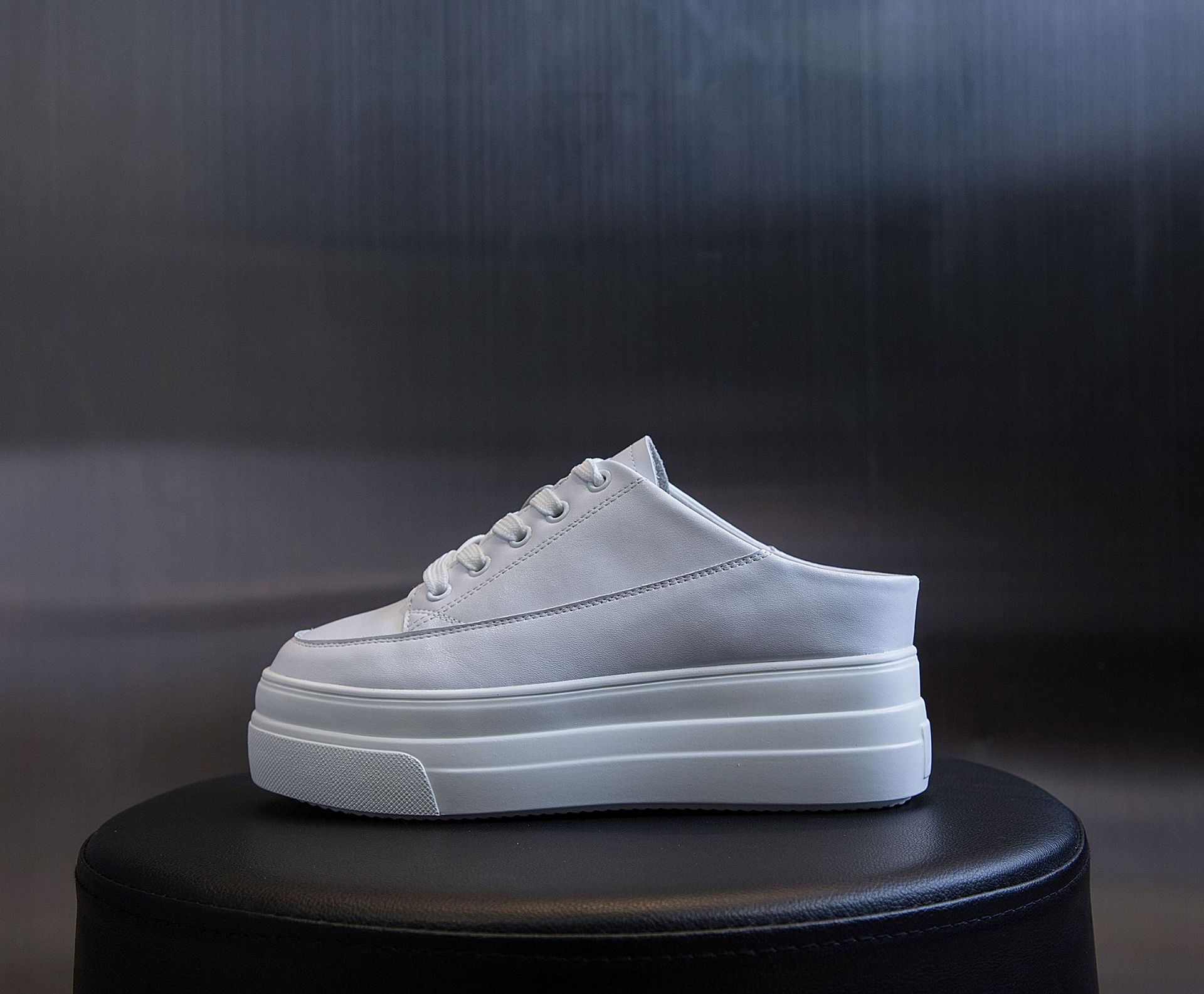 

мода Натуральная кожа Платформа Кроссовки Обувь Женская Комфорт Новые женские Платформа Туфли Тапочки Вулканизированные Тапочки Con Plataforma 39 белый