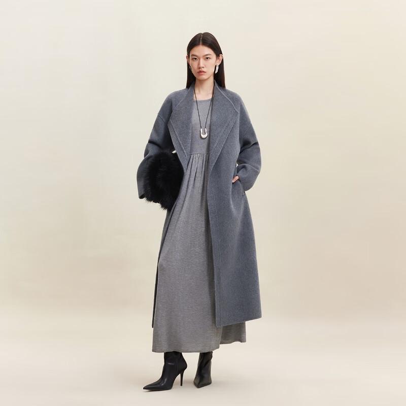 VEROMODA Elegant Metal Bead Chain Double-faced Wool Coat
