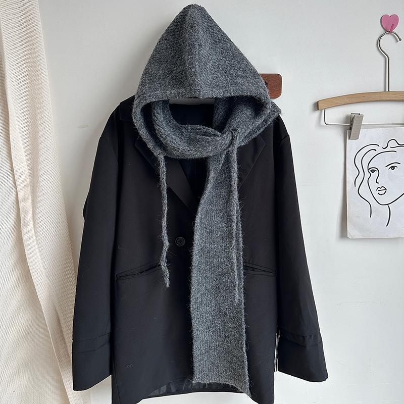 Luochi Women's Stylish Hooded Scarf: Warm, Neck-Protecting Knit for Autumn/Winter.