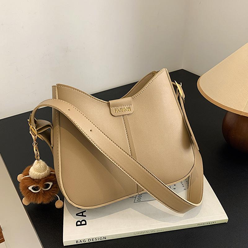 Bag 2025 New Internet Celebrity Simple Shoulder Messenger Bag Women's Foreign Style Niche Design Women's Bags Korean Version Texture Bags