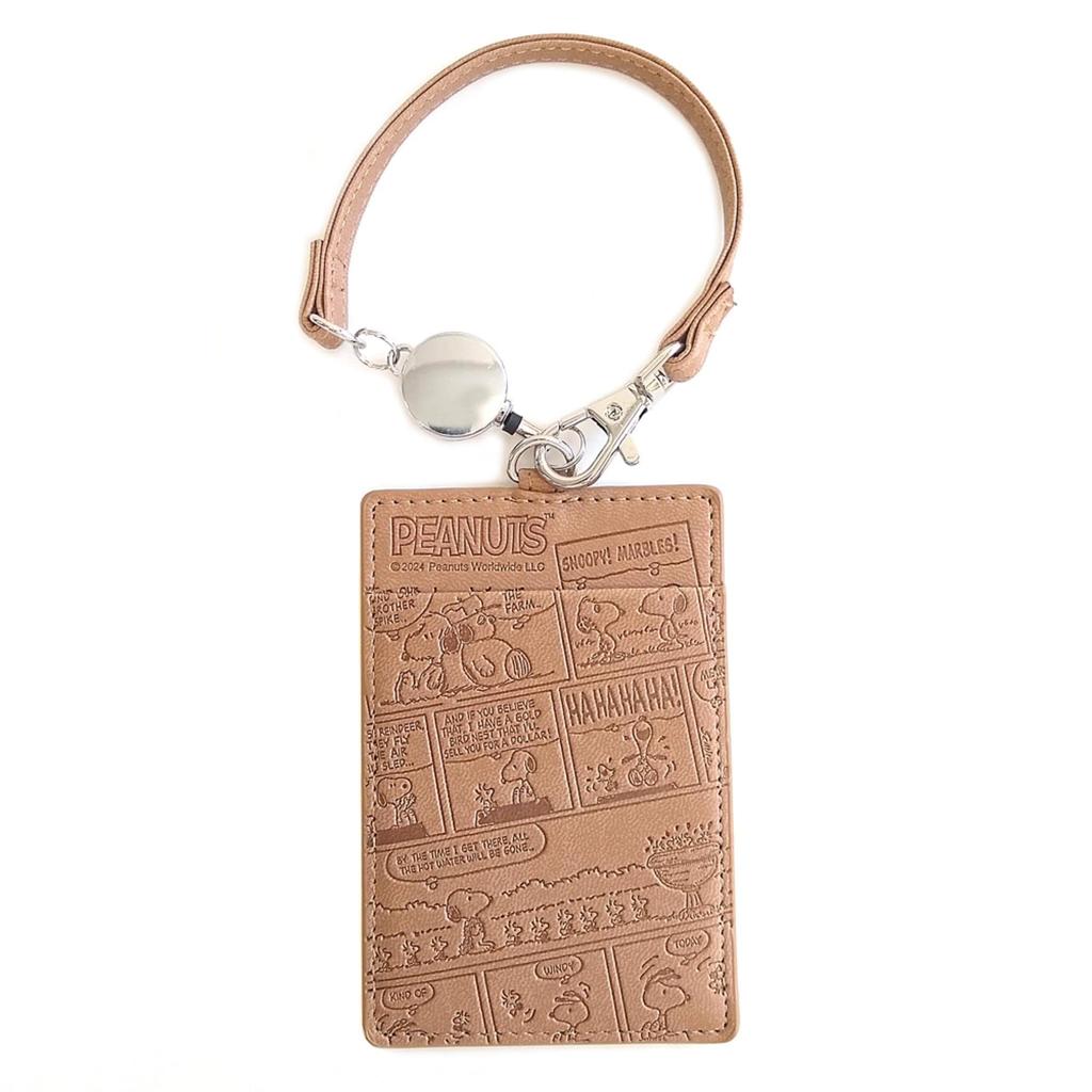 Snoopy Pass Case with Reel Stylish Faux Cute Embossed All IC Card Case Strap, Leather, Design, Comic, Brown,