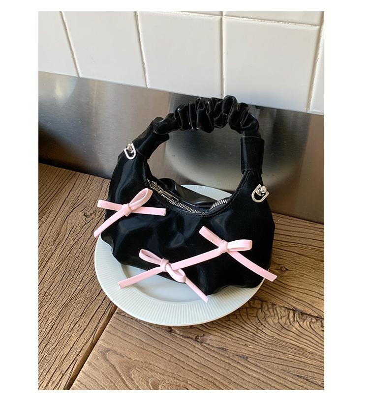 

Summer 2025 new messenger bag pleats Korean version niche design simplicity light luxury bow handbag women