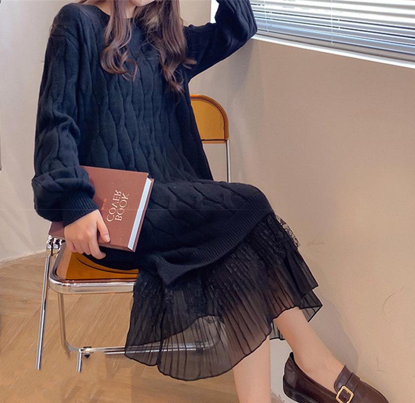 

Gentle wind splicing fake two-piece sweater skirt women s autumn and winter twist loose base medium and long a-word dress One size чёрный
