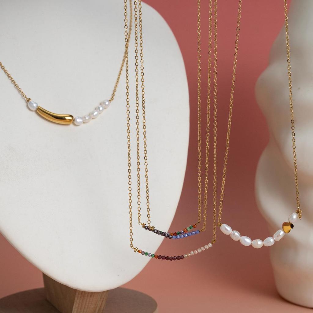 French Titanium Steel Freshwater Pearl Necklace - Stylish, Versatile Clavicle Chain for Women & Friends.