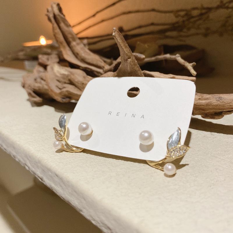 Korean Imitation Pearl Crystal Earrings for Women Zircon Flower Butterfly Leaf Stud Earrings Jewelry