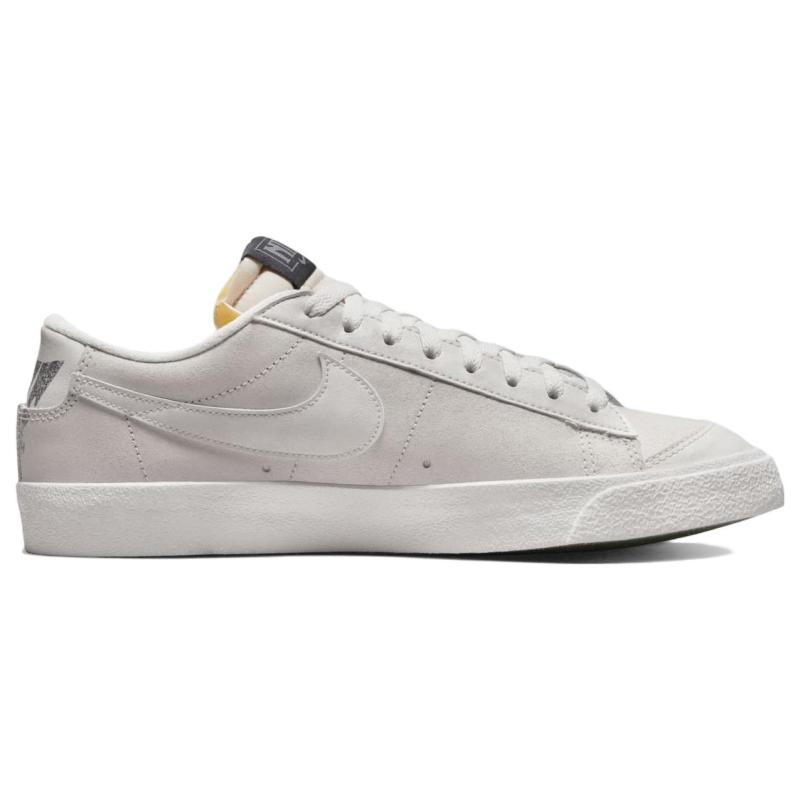 Nike Blazer Low 77 Premium Halloween 2022 Sneakers Skateschuhe DQ7671-001