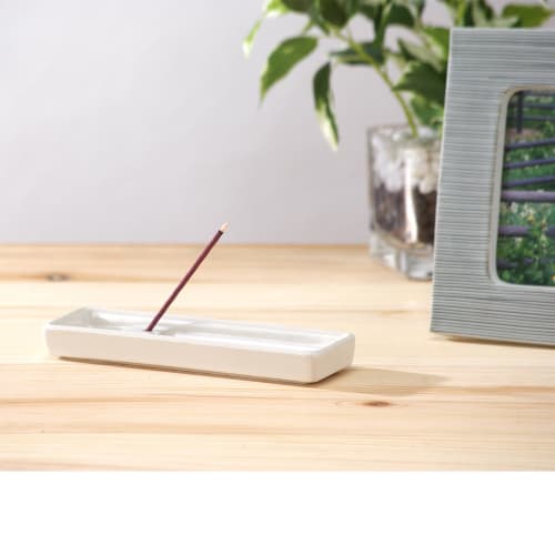 Kameyama Incense Holder, Simple, Compact, Ceramic