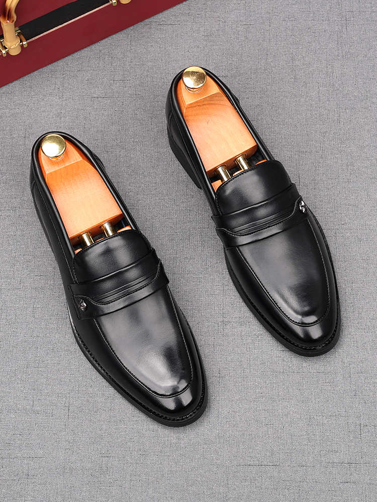 Fashion New Arrival Men's Loafers Pointed Black Comfort Business Flats Shoes Male Designer Homecoming Wedding Dress Footwear