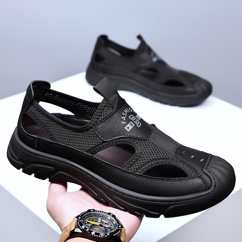 Fashion Fashionable Men's Roman Flying Woven Hollow Outdoor Casual Toe Sandals New Summer Style Men Breathable Water Wading Beach Shoes