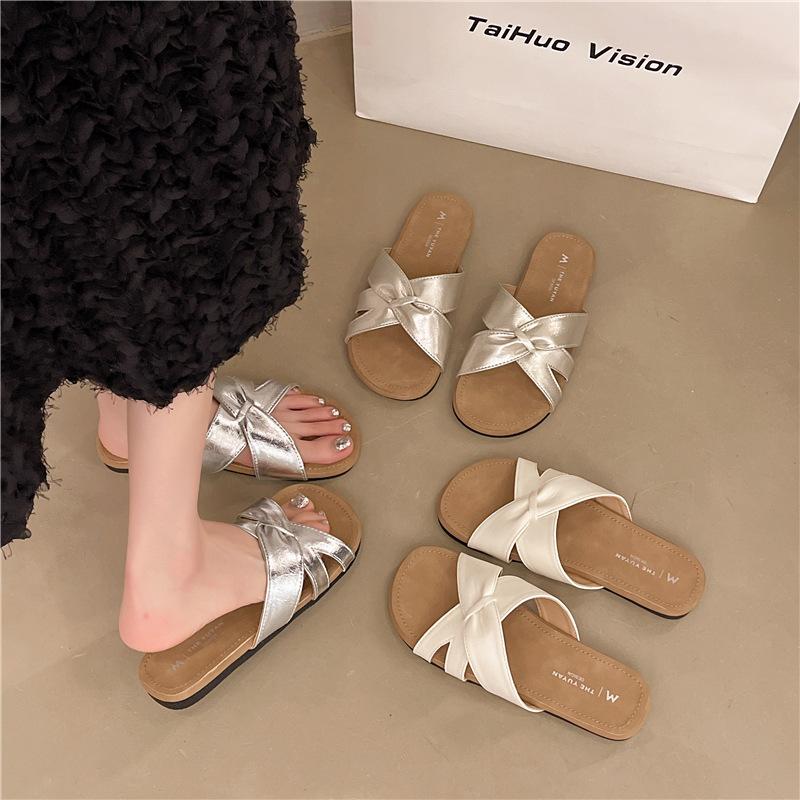 Popular Fairy Wind Cool Slippers Female Summer Wear 2025 New with Skirt Seaside Flat Beach One-word Slippers