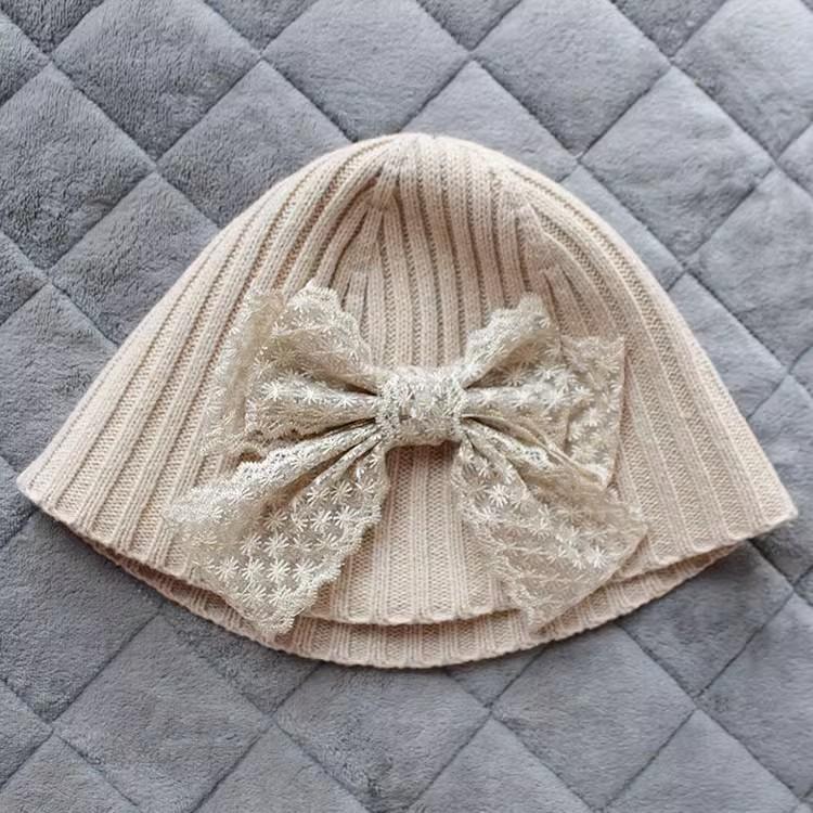 Милая кружевная бабочка, вязаная шапка-рыбак с бантом для женщин, черная/молочно-белая бежевый