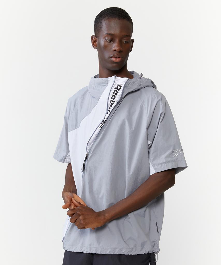 Reebok Hidden Ventilation Short Sleeve Hooded Anorak - Grey