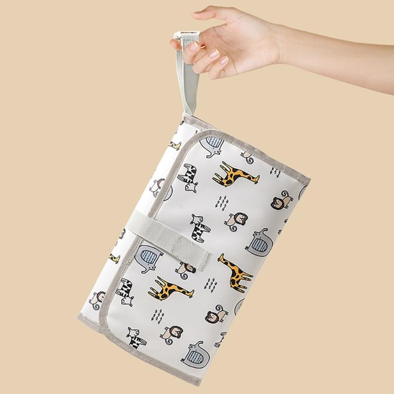 Travel Friendly Infant Changing Mat Super Absorbent Watertight Baby Diaper Changing Pad Multifunction Mom Bag for Pram