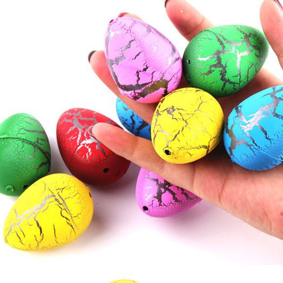 Medium Crack Dinosaur Hatching Egg Toy Model - Gashapon Compatible