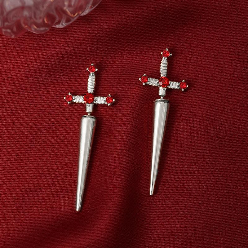 

Новые готические серьги-мечи женские ретро уличные серьги-кинжалы с кристаллами и бриллиантами