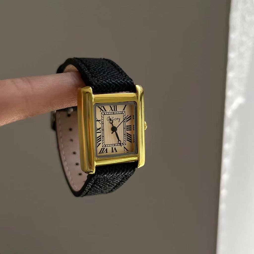 Retro Square Leather Strap Women's Fashion Quartz Watch