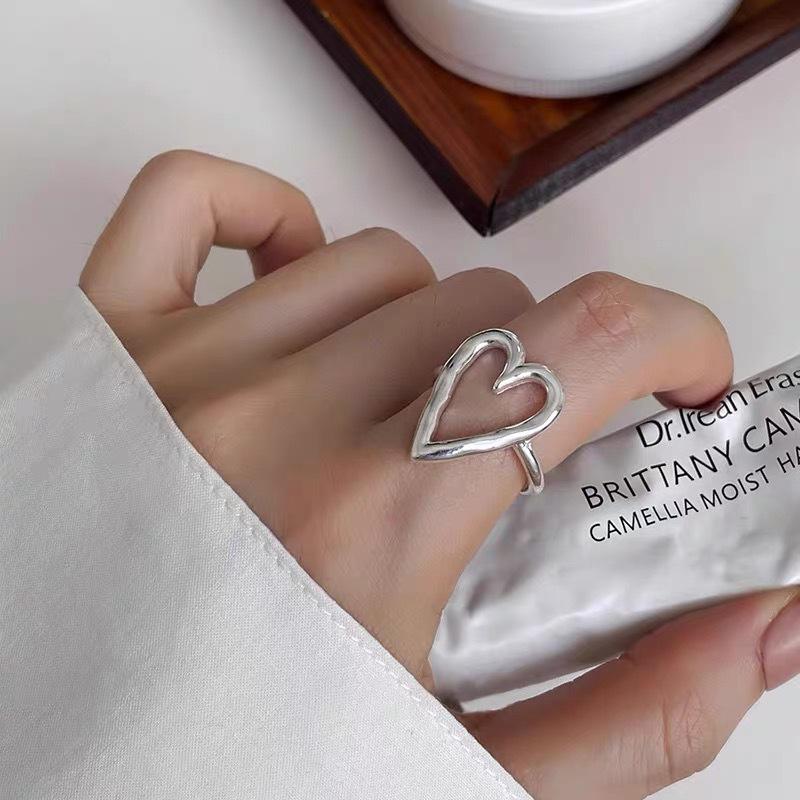 Sterling Silver Floral Ring for Women - High-End Open Joint Design for Autumn/Winter