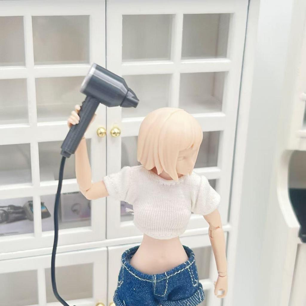 Miniature Wall-Mounted Hair Dryer Model for Dollhouse Decor and Photography Props