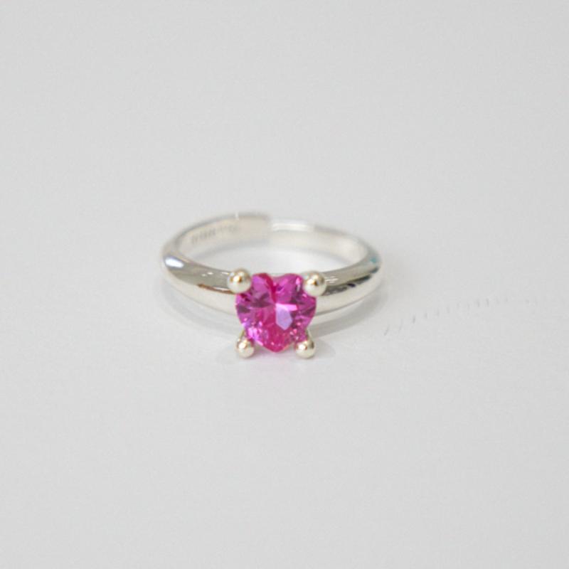 Nuavo Petit Heart Ring